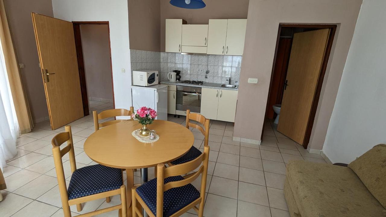 Apartments Dario Ražanj Εξωτερικό φωτογραφία