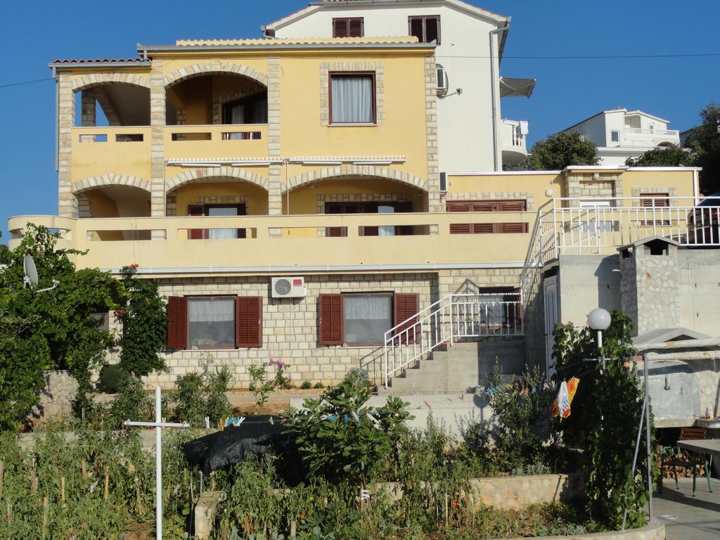 Apartments Dario Ražanj Εξωτερικό φωτογραφία